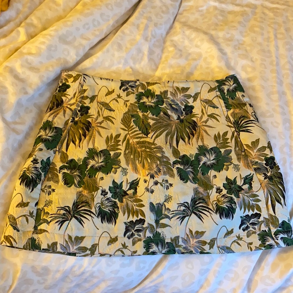 URBAN OUTFITTERS SKIRT